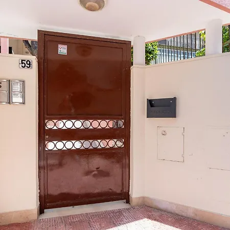 Apartament Guesthost - La Casa Dei Pini *