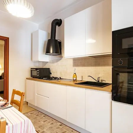 Guesthost - La Casa Dei Pini *