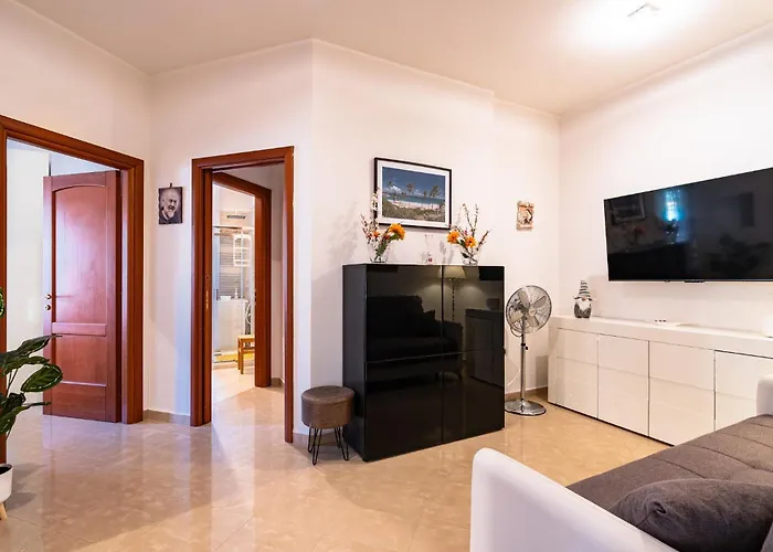 Guesthost - La Casa Dei Pini Apartmán Trani