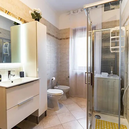 Guesthost - La Casa Dei Pini 트라니